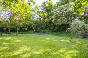 Photo 28- click for photo gallery
